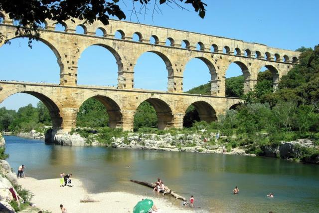 Nimes En Garrigues Bed & Breakfast Luaran gambar